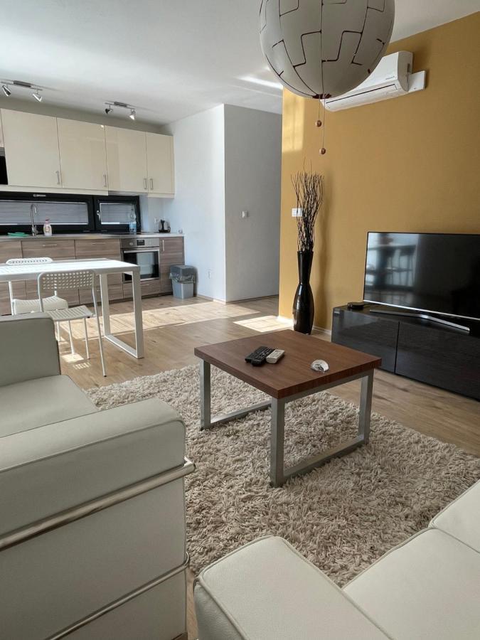 Apartmany Diamant Bratislava Buitenkant foto